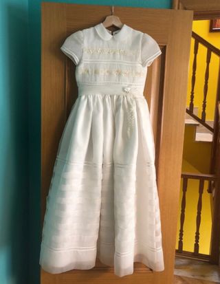 Vestido de Comunión Beis