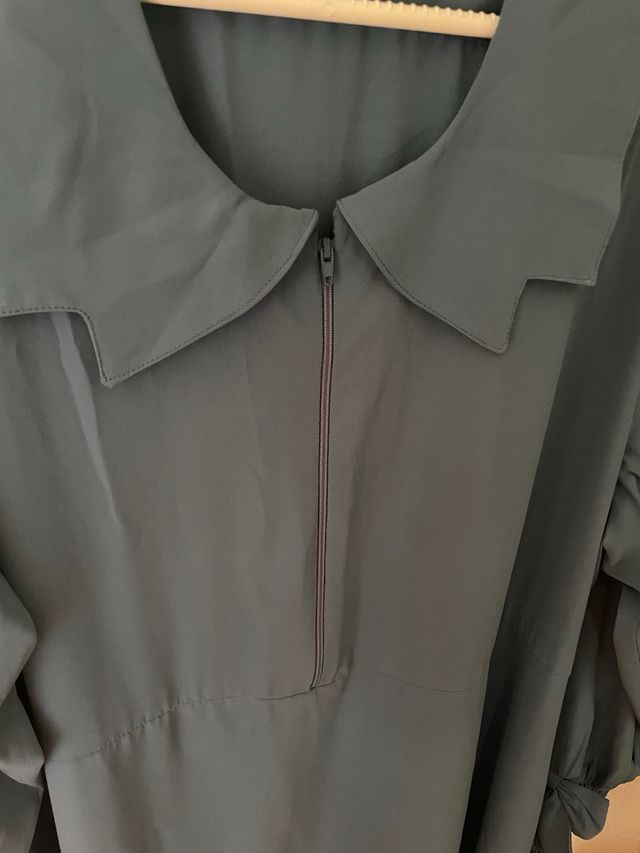 Vestido/ Abaya azul elegante con cremallera