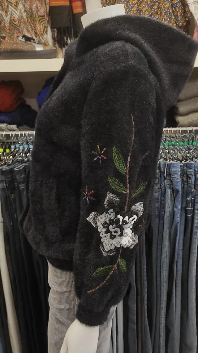 Giacchetta in pelliccia nera Taglia S