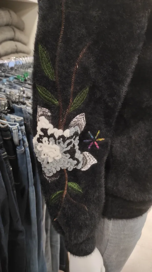 Giacchetta in pelliccia nera Taglia S