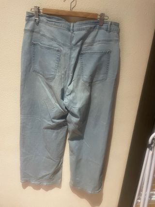 Pantalón vaquero ancho azul
