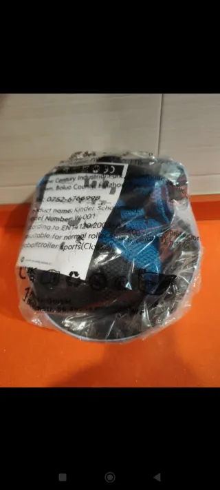 Casco y protecciones infantiles ,azul talla S