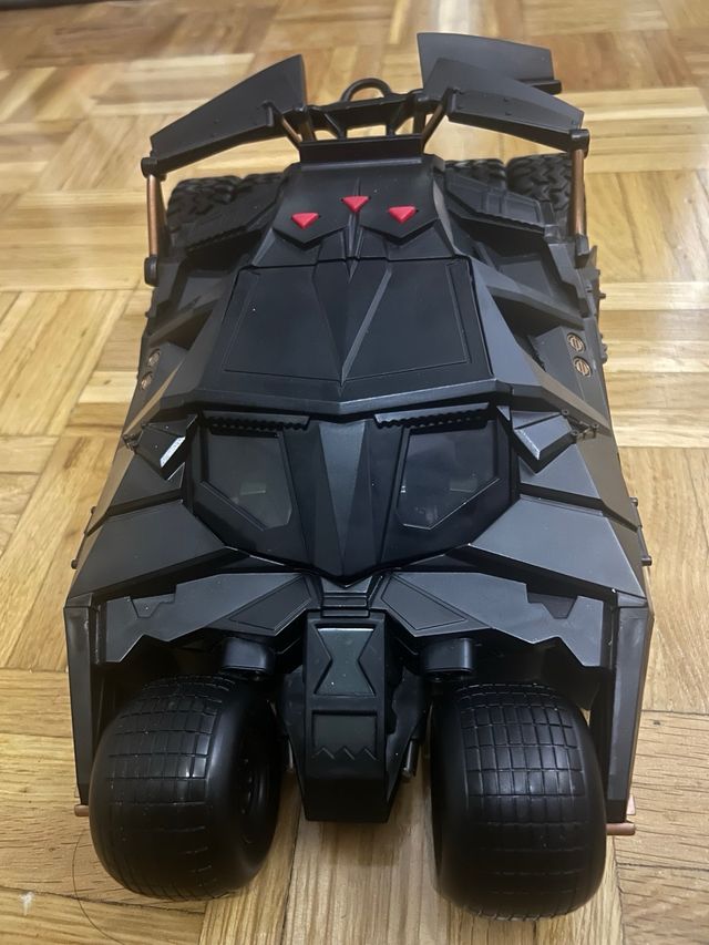 Batmobile Tumbler Batman Begins Mattel 2005