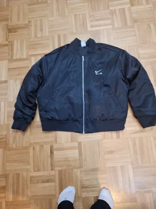 Cazadora Bomber Nike Talla XL Negra