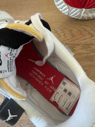 Nike Air Jordan 1 Mid SE