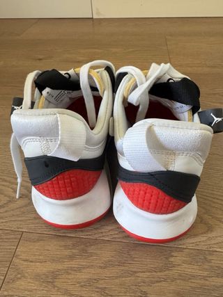 Nike Air Jordan 1 Mid SE