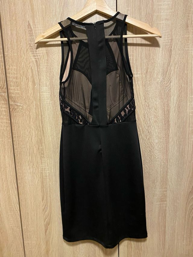Vestido Bershka negro encaje y transparencias
