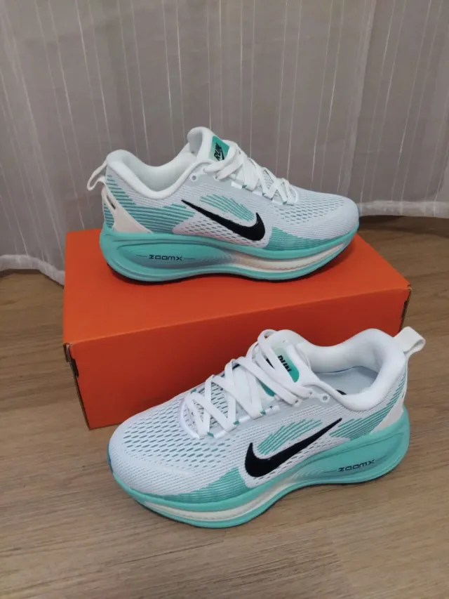 Deportivas hombre y mujer