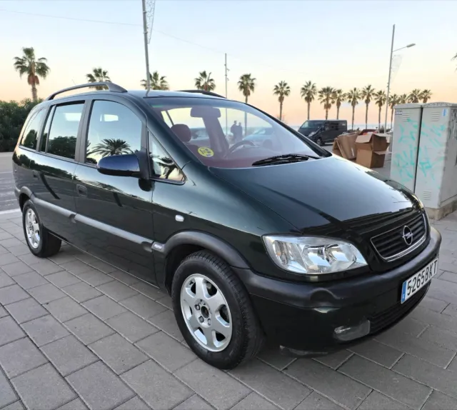 Opel Zafira 2002 PEGATINA B / 7 PLAZAS / 134.000KM