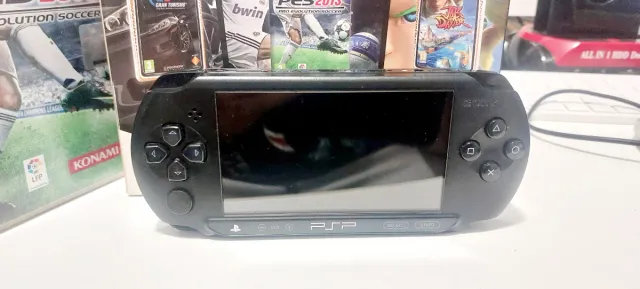Pack PSP E1000 Street + 3 Giochi
