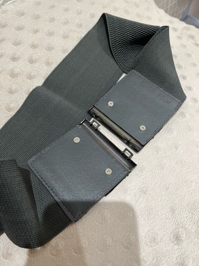 Cintura elastica grigio antracite con strass