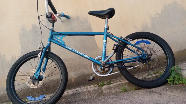 Bicicleta mitica BH Meteor Azul. R 20pugadas.