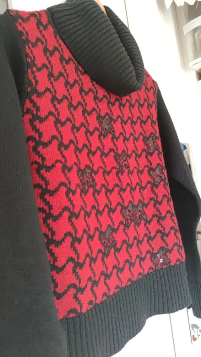 Jersey Suchita Lana (acrílico) Negro/Rojo Talla M-