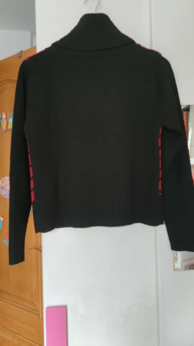 Jersey Suchita Lana (acrílico) Negro/Rojo Talla M-