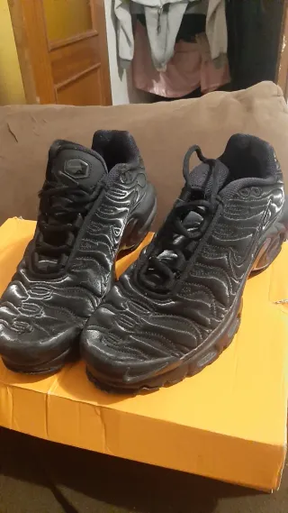 Zapatillas Nike TN Negras