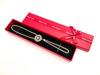 manita oro 18k con circonita