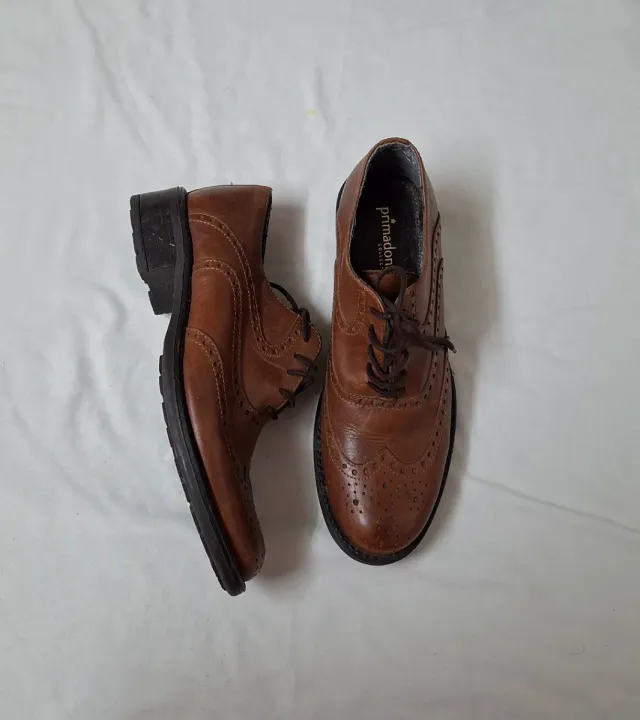 Zapatos de vestir marrones Primadonna