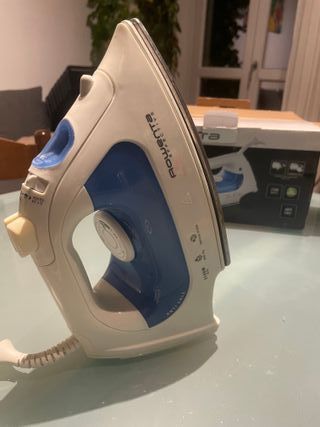 Ferro da stiro Rowenta 2100W