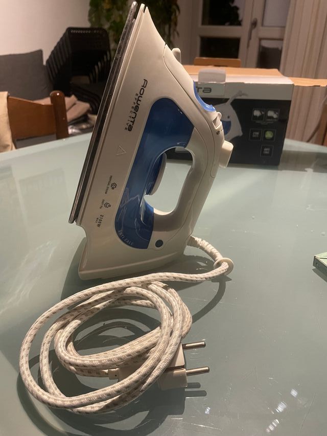 Ferro da stiro Rowenta 2100W