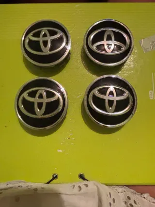 Tapas llantas Toyota