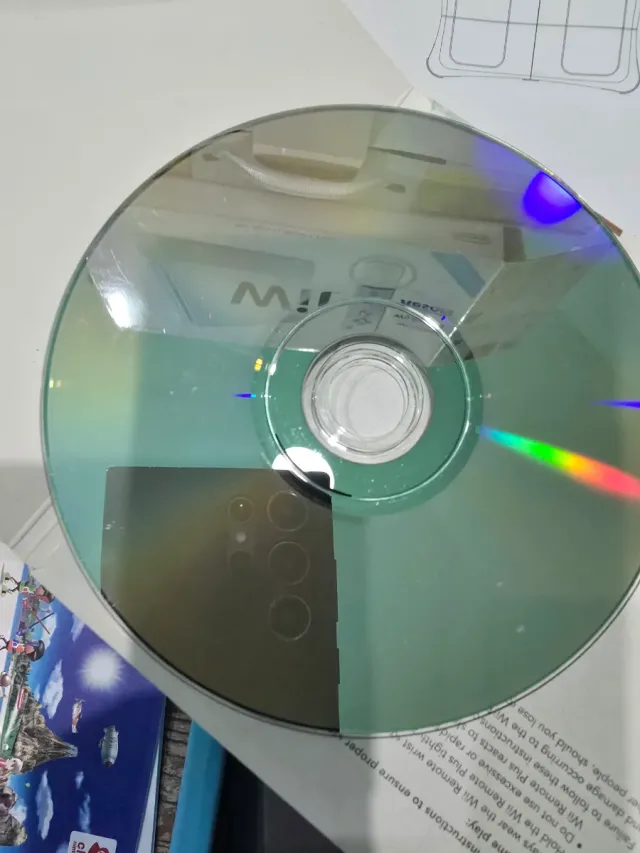 Nintendo Wii sport resort + Wii Fit Plus Bundle