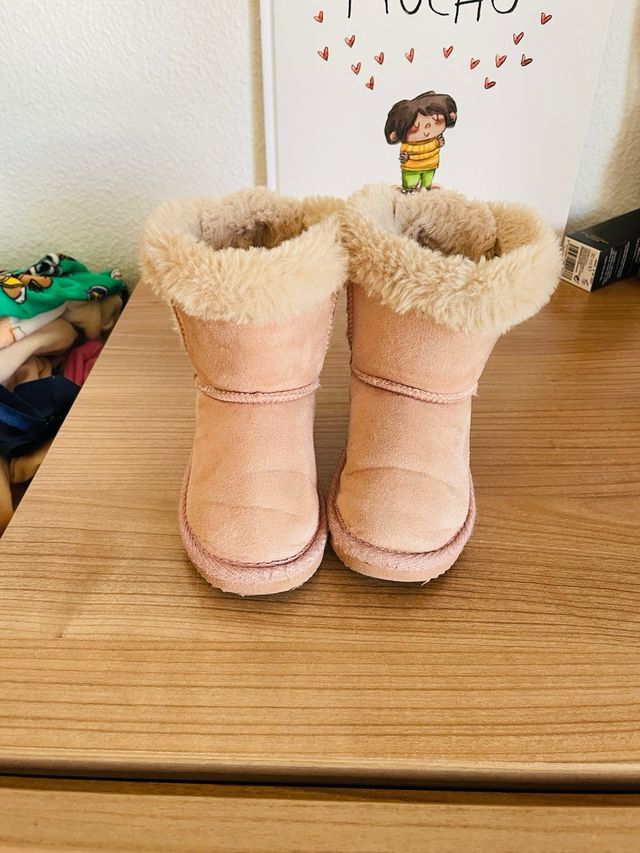 Botitas nieve niña lazos. El Corte Inglés kids