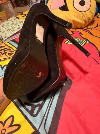 Zapatos de tacón negros