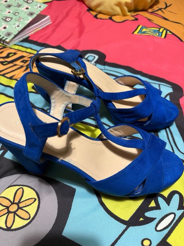 Sandalias de tacón azul