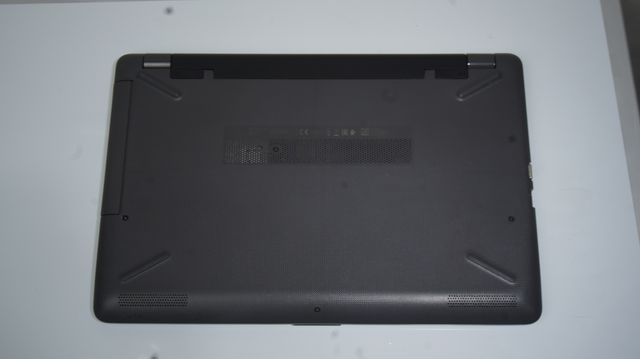 HP 15 Intel Core i3 Gris