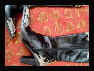 Stivali al ginocchio in pelle pitonata williams