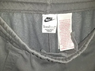 Conjunto chándal Nike gris