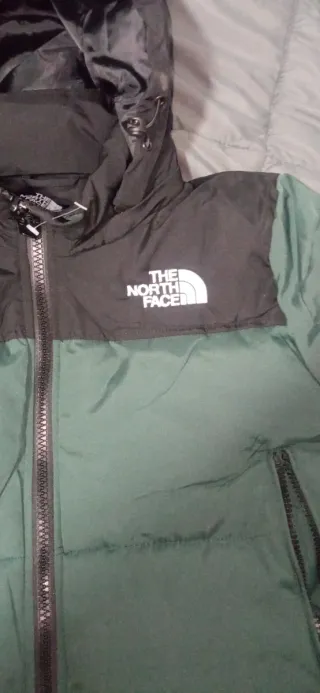 Chaqueta The North Face verde y negra original
