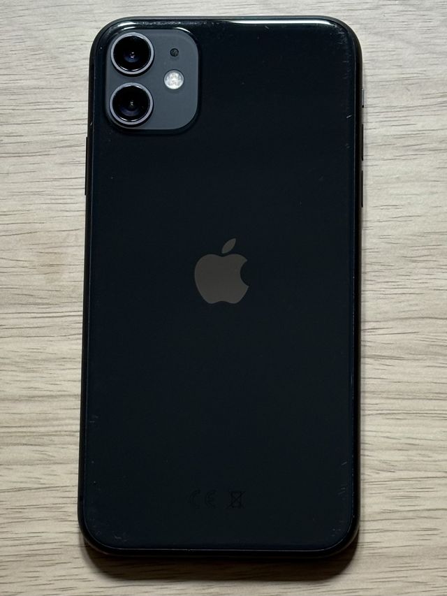 iPhone 11 Nero 128GB PERFETTO STATO batteria NUOVA