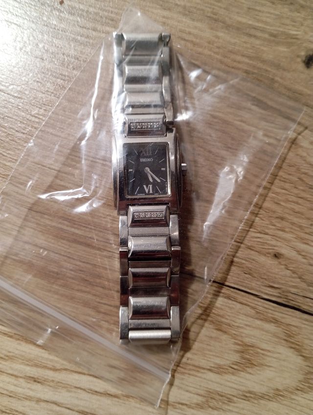 Seiko Lady Quartz & Rare Diamond strap (Working)