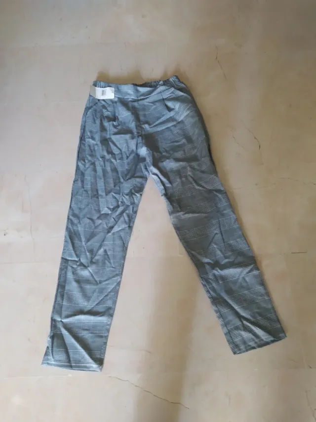 Pantalón cuadros cintura goma