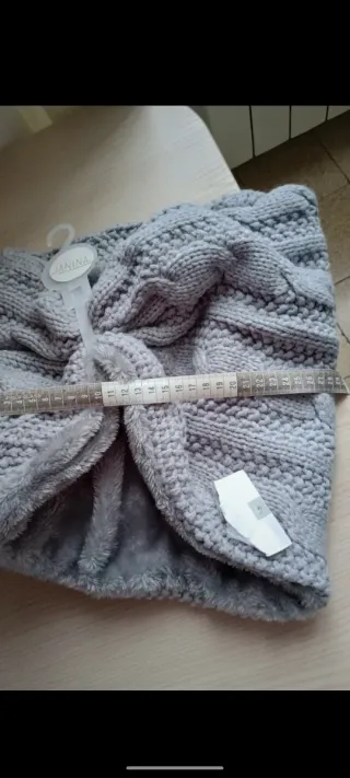 Sciarpa collo donna JANINA grigio trecce pelo sint