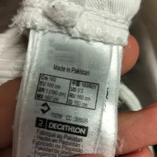 Kimono de kárate blanco