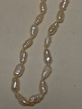 Collar de perlas de arroz