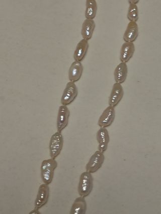 Collar de perlas de arroz