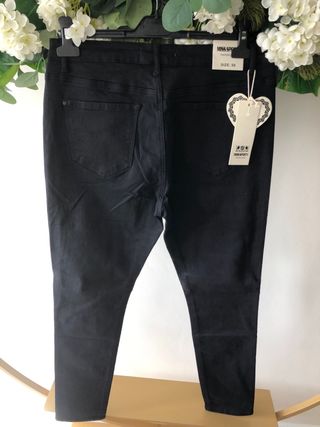 Pantalón Vaquero Negro