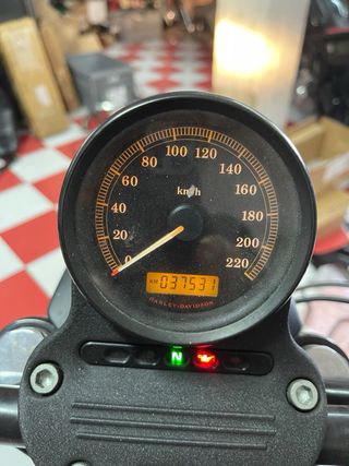 Harley Davidson Custom Negra