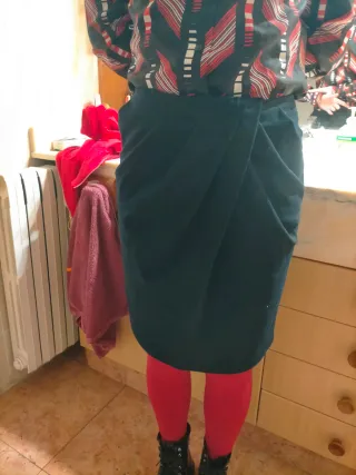 Falda iBlues azul marino envolvente