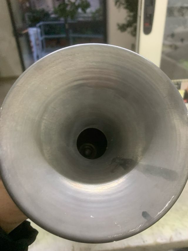 Anfora in peltro d'epoca con piatto