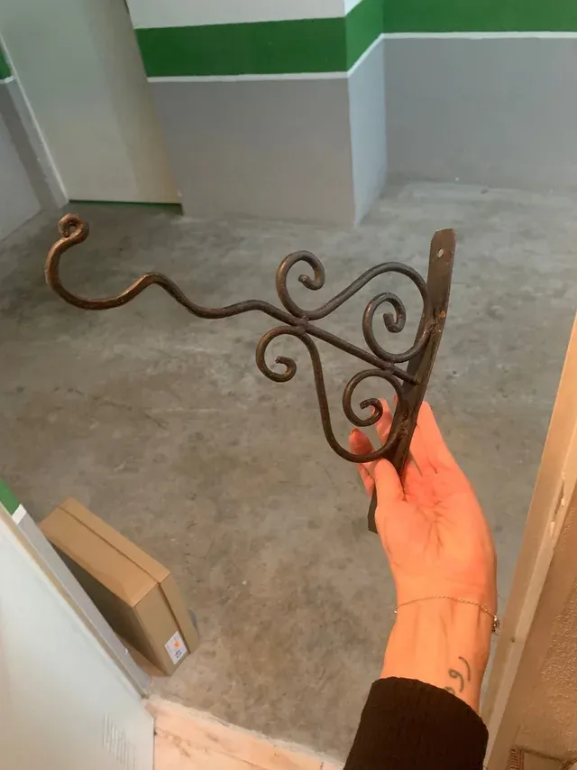 Colgador forja artesanal