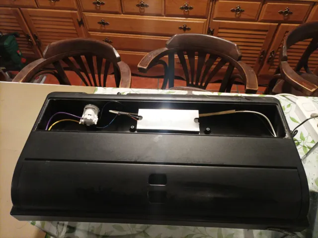 2 Peceras de cristal y plástico