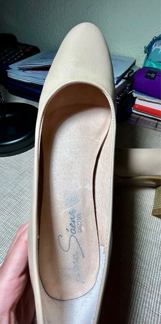 Zapatos a estrenar tacón medio nude comodisimos