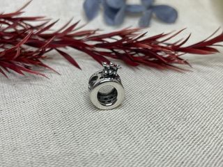 ✨ Charm Simbolo Pandora