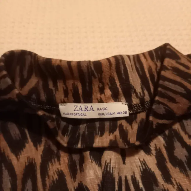 Zara Basic Talla M Animal Print