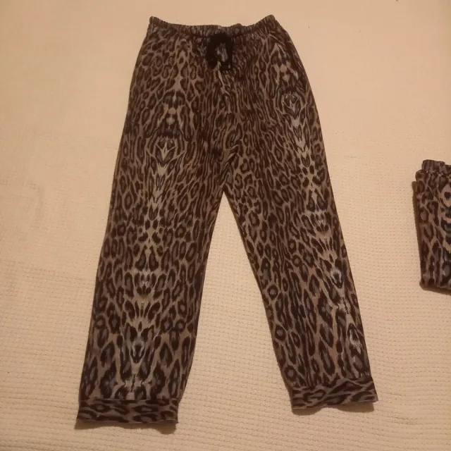 Zara Basic Talla M Animal Print