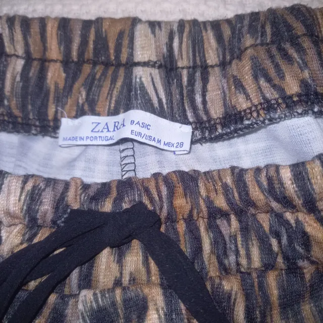 Zara Basic Talla M Animal Print